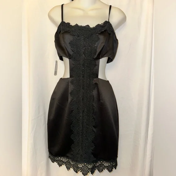 Twelve by twelve XS SIDE CUT OUT BLACK DRESS NEW NWT - Picture 1 of 10